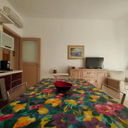 Doria 28 By Tempovacanza Daire Marina dʼAndora